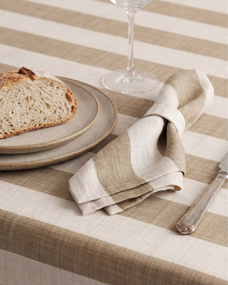 Mantel Wheat Stripes