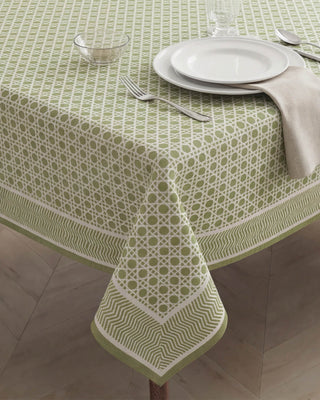 Mantel Olive Mist White Rattan